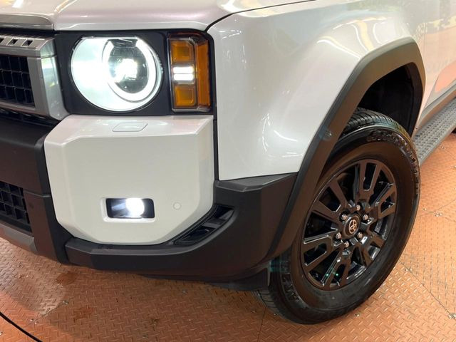 �yLED�w�b�h���C�g�z���V����ԑ��s�����ǍD�Ȏ��E���m�ۂ����S���ĉ^�]�ł��鍂�P�xLED�w�b�h���C�g�𑕔�!�_�����x�������A����d�͂��}�����Ă��܂��B