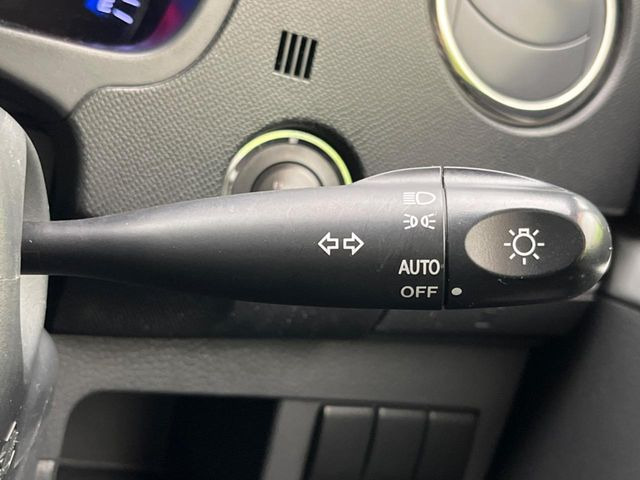 �y�I�[�g���C�g�z����̖��邳�ɉ����Ď����Ńw�b�h���C�g�̓_���E�������ł���@�\�ł�!���C�g�̕t���Y��E�����Y��Ȃǂ������Ȃ�A�J�̓���[���̑��s�����S!�g���l���ʉߎ����֗��ł��ˁ�