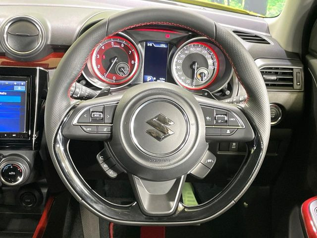 �y�����v�����X�e�A�����O�z�㎿�Ȋv���g�p���邱�ƂŁA��ɂ����������݂ƂĂ��^�]���₷���n���h���ł���