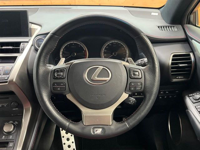 �y�����v�����X�e�A�����O�z�㎿�Ȋv���g�p���邱�ƂŁA��ɂ����������݂ƂĂ��^�]���₷���n���h���ł���