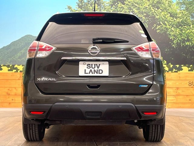 安心の最長10年・走行無制限保証(有償)をご用意。保証内容も充実はもちろん、無料点検&オイル交換や、年中無休の全国・24時間ロードサービスも付帯されておりますのでご安心下さい。