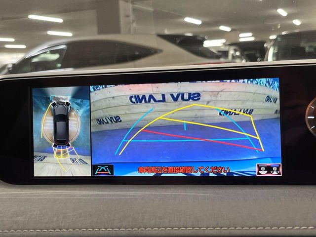 �y�p�m���~�b�N�r���[���j�^�[�z��p�̃J�����ɂ��A�ォ�猩���낵���悤�Ȏ��_��360�x�N���}�̎��͂��m�F���邱�Ƃ��ł��܂������p�������m�F���₷���A�����ꏊ�ł̐؂�Ԃ��⒓�Ԃ��X���[�Y�ɍs���܂��B