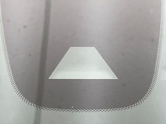 �y�C���e���W�F���g�G�}�[�W�F���V�[�u���[�L�z�t�����g�J�����őO���̎ԗ�����s�҂����m�B�Փ˂������Ȏ��͏Փ˔�Q�y���u���[�L���쓮�A�Փˉ�����T�|�[�g�B�����S�Ƀh���C�u�����y���݂��������܂��B