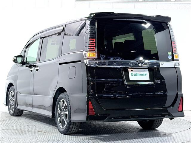 ヴォクシー2.0 ZS 煌