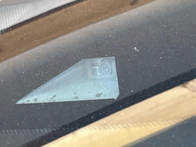 �y�v���N���b�V���Z�[�t�e�B�z�O���̎ԗ��������m���A�Փ˂������Ȏ��͌x��Œ��ӂ𑣂��A�u���[�L�𓥂ޗ͂��T�|�[�g�B�u���[�L�𓥂߂Ȃ������ꍇ�͏Փ˔�Q�y���u���[�L���쓮�A�Փˉ�����T�|�[�g���܂��B