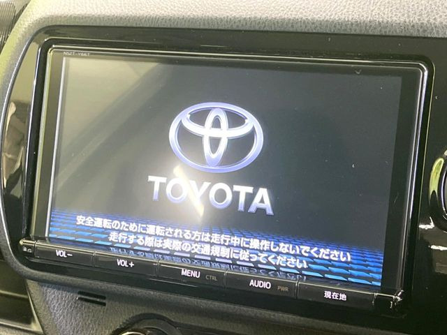 【純正9型ナビ】人気の純正ナビを装備。オーディオ機能も充実しており、Bluetooth接続すればお持ちのスマホやMP3プレイヤーの音楽を再生可能!毎日の運転がさらに楽しくなります!!