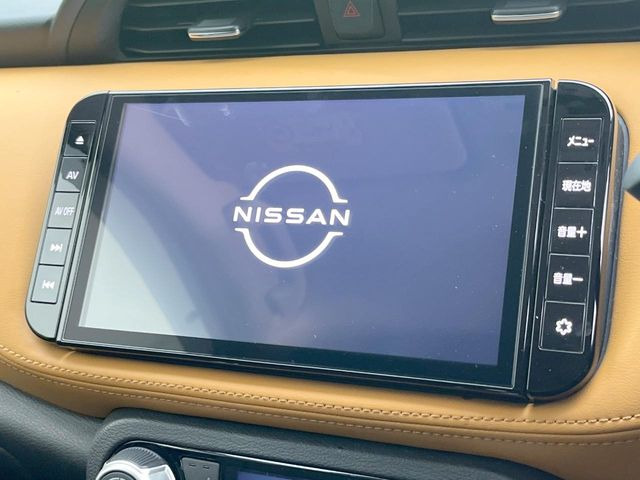 �y�����i�r�z�l�C�̏����i�r�𑕔����Ă���܂��B�i�r�̎g���₷���͂������A�I�[�f�B�I�@�\���[��!�L�����v�◷�s�͂������A�ʋ΂┃�����ȂǕ��i�̃h���C�u���y�����Ȃ�͂���