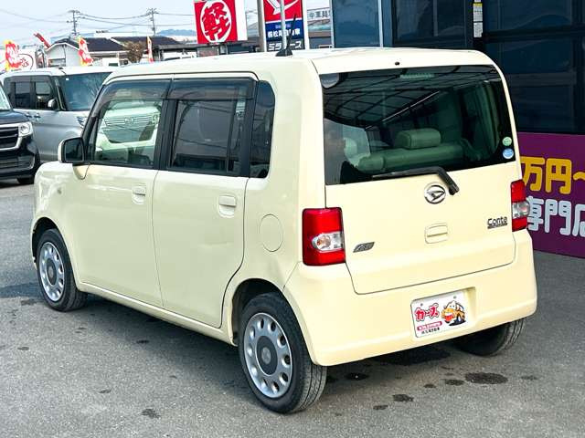 ���X�ł͌y�����Ԃ��畁�ʎԂ܂ŕ��L���I�[�����[�J�[�̎Ԏ�E�F�E�O���[�h��L�x�ɑ����Ă���܂��B