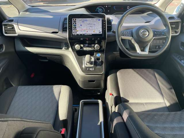 セレナ1.2 e-POWER ハイウェイスターV