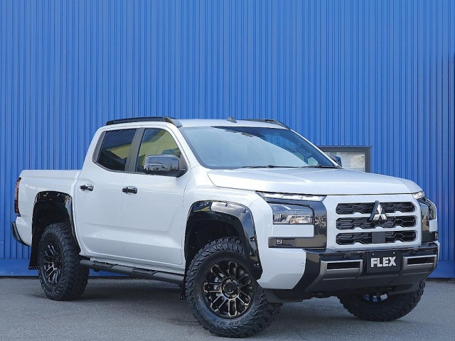 トライトン2.4 GSR ディーゼル 4WD