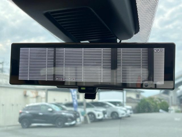 �y�C���e���W�F���g���[���~���[�z��Ȃ̑傫�ȉו��⓯��҂Ō�����m�F���Â炢���ł����S!�J�������B�e�����ԗ�����̉f�������[���~���[���ɕ\���B�N���A�Ȏ��E�ŏ󋵂̊m�F���\�ł�!