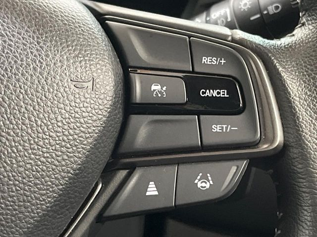 �y�����v�����X�e�A�����O�z�㎿�Ȋv���g�p���邱�ƂŁA��ɂ����������݂ƂĂ��^�]���₷���n���h���ł���