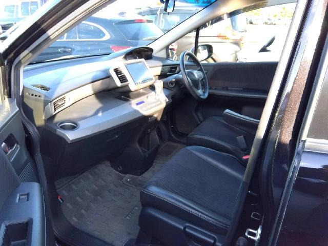 フリードスパイクハイブリッド1.5 ジャストセレクション