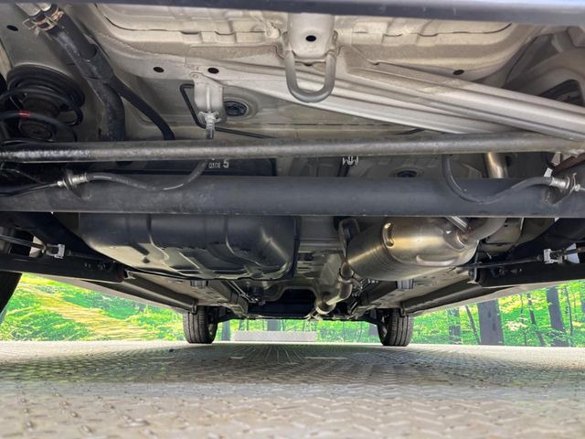 下回りがきれいなうちに、防錆加工の施工がオススメ。降雪地域はもちろん、沿岸部にお住いの方や、趣味でマリン・ウィンタースポーツをされる方にご好評いただいております。