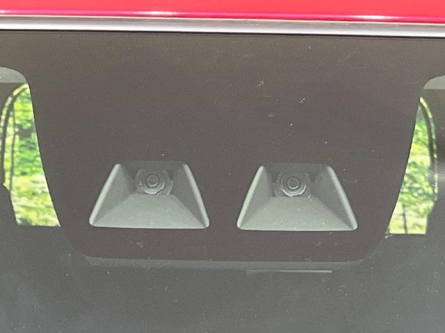 �y�g���^�Z�[�t�e�B�Z���X�z���s���ɑO���̎ԗ�����F�����A�Փ˂������Ȏ��͌x��ƃu���[�L�ŏՓˉ���Ɣ�Q�y�����A�V�X�g�B�����S�Ƀh���C�u�����y���݂��������܂��B