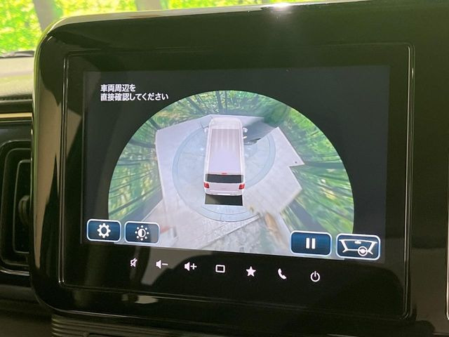 �y�S���ʃ��j�^�[�p�J�����z��p�̃J�����ɂ��A�ォ�猩���낵���悤�Ȏ��_��360�x�N���}�̎��͂��m�F���邱�Ƃ��ł��܂������p�������m�F���₷���A�����ꏊ�ł̐؂�Ԃ��⒓�Ԃ��X���[�Y�ɍs���܂��B