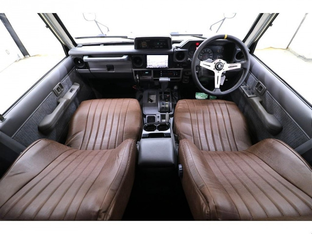 ランドクルーザー704.2 ZX ディーゼル 4WD