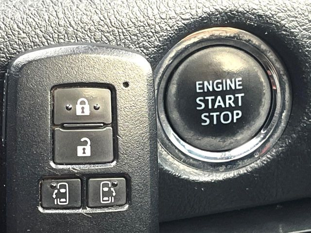 �y�X�}�[�g�L�[�z�J�o����|�P�b�g�ɓ��ꂽ�܂܂ł��h�A�̎{���E�������\�ȃX�}�[�g�L�[�𑕔��B�G���W���̃I���E�I�t�����J�M�����o���K�v����������Ƃ��Ă��֗��ł���