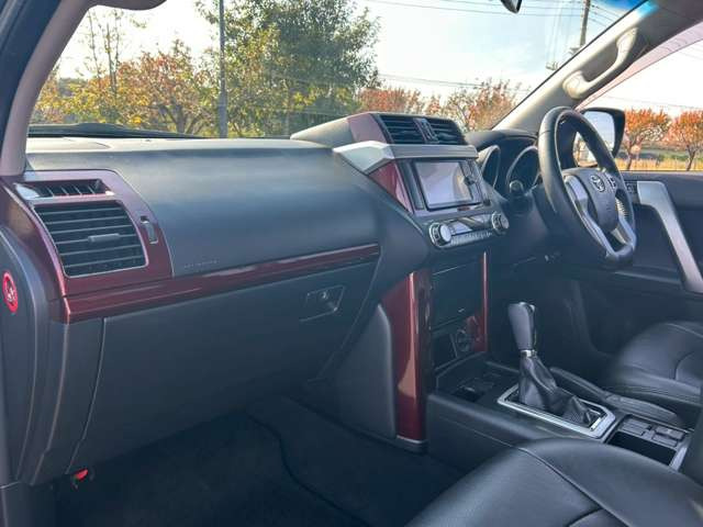 ���X�ł͂��_�񒸂��܂������q�l�Ƀh���C�u���R�[�_�[��K���X�R�[�e�B���O�{�H�ȂǁA���l�i��}���Ă��񋟂����Ē����Ă���܂��B�ڍׂ̓X�^�b�t�܂ł��C�y�ɂ��₢���킹���������܂��B