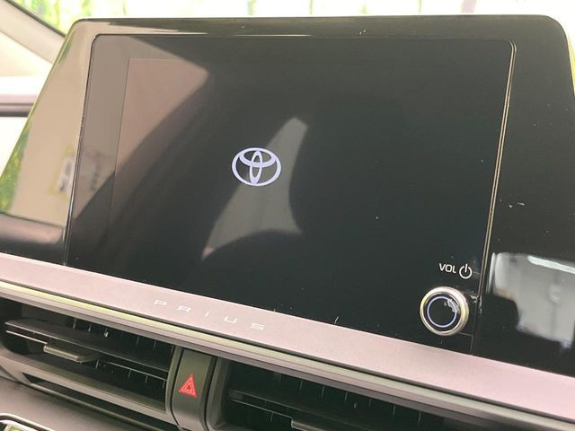 【8インチ ディスプレイオーディオ】大画面のディスプレイはAppleCarPlayやAndroidAutoが利用可能。大きな画面でスマホナビアプリ等が利用いただけます♪