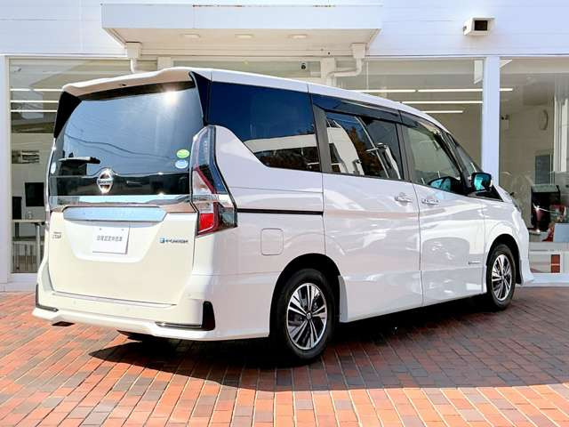 セレナ1.2 e-POWER ハイウェイスターV