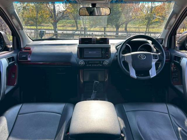 �S�Ԏ���\�ł��B�傫�ȓW����������ۂɉ^�]���Ă݂ĉ������B���ۂɏ���Ă݂Ă��ꂩ��̃J�[���C�t��z�����Ă���������