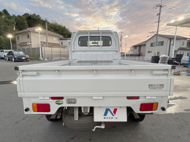 安心の最長10年・走行無制限保証(有償)をご用意。保証内容も充実はもちろん、無料点検&オイル交換や、年中無休の全国・24時間ロードサービスも付帯されておりますのでご安心下さい。