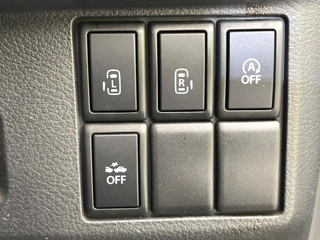 �y�����p���[�X���C�h�h�A�z�X�}�[�g�L�[��^�]�Ȃ̃X�C�b�`�Ō�ȗ����X���C�h�h�A�̊J���\���d��������͂����ăh�A���J����K�v�������A�����Ȃ��q�l�ł��ȒP�ɊJ���߂ł����K�ł���