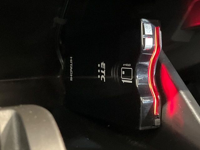 【ETC】高速道路の料金所をストレスなく通過!話題のスポットやサービスエリアに多い「スマートIC」利用時は必須のアイテムです。当店でセットアップを実施、ご納車当日からすぐにご利用いただけます!