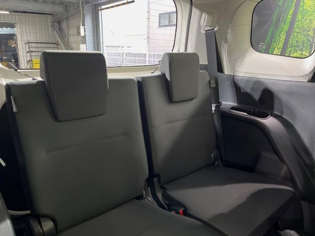 3��ڃV�[�g�͂�������ԗǍD����l�ł��������ƍ����Ē����܂��̂ŁA��l���ł̂��o���������N���N�ł��􂲉Ƒ��ŁA�C�̒m�ꂽ���ԂŁA�h���C�u�ɍs���̂��y���݂ł��ˁ�