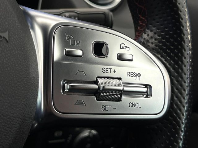 ���f�B�X�g���j�b�N�v���X:�s�s�A�x�O�A�������H�Ȃǂ̑��s���ɁA�X�e���I�}���`�p�[�p�X�J�����ƃ��[�_�[�Z���T�[�ɂ��A�O���Ԃ�F�����đ��x�ɉ������Ԋԋ������ێ����鎟����̃N���R��!