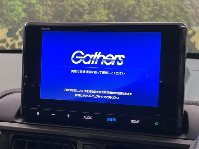 �y�����i�r�z�l�C�̏����i�r�𑕔����Ă���܂��B�i�r�̎g���₷���͂������A�I�[�f�B�I�@�\���[��!�L�����v�◷�s�͂������A�ʋ΂┃�����ȂǕ��i�̃h���C�u���y�����Ȃ�͂���