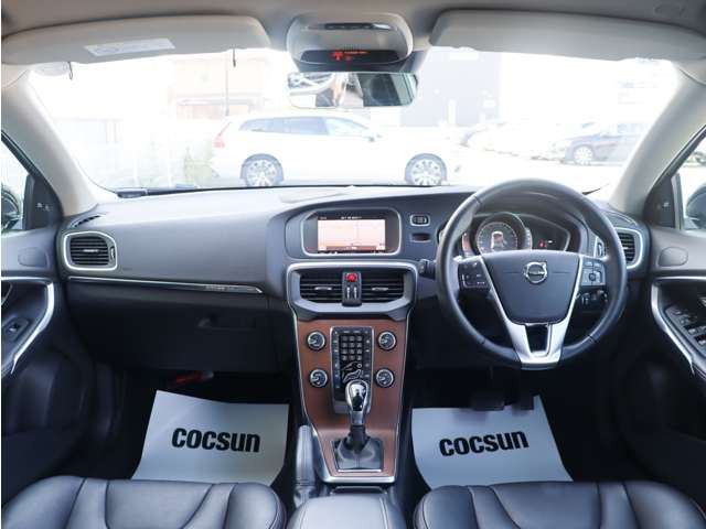 【エンジン・ミッション・ブレーキ機構を2年間無料で保証】コクスンの販売するボルボ中古車は全車に無料で2年間の保証(基本保証)が付帯されます。