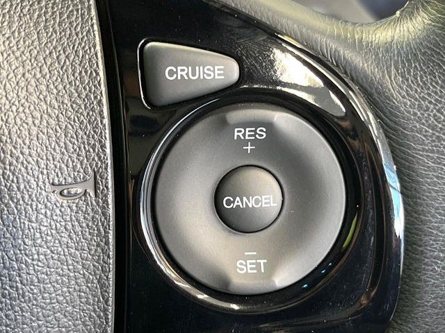 �y�N���[�Y�R���g���[���z�������H�����N���N���s�B�A�N�Z���𗣂��Ă���葬�x�ő��s���ł��A�������^�]���̕��S���y��!�����E�������ȒP�ȃX�C�b�`����Œ����ł��܂��B