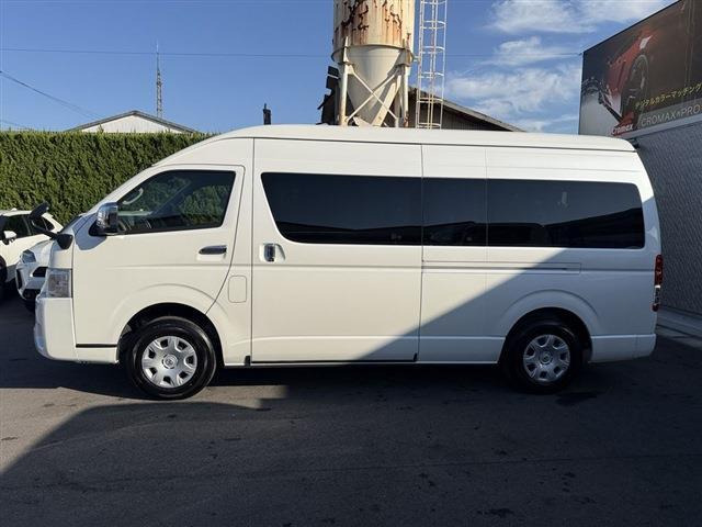 ハイエース2.7 グランドキャビン 4WD