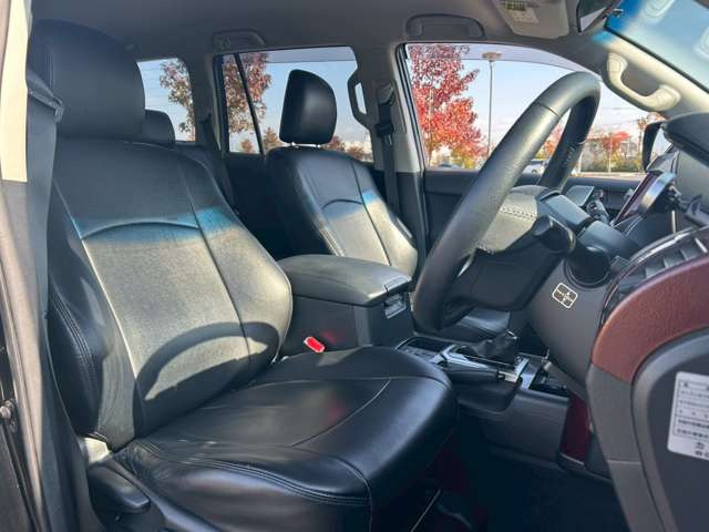 ���������������ɗL��������܂��B�yGLOBAL CREST�K��X�z ��ʌ��K��s��1000�؂قǂ̍L��ȕ~�n�ɏ펞150��ȏ�W�����Ă���܂��B�����ł��������������Ƃ��\�ł��B