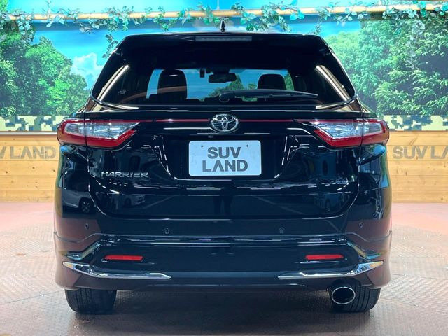 安心の最長10年・走行無制限保証(有償)をご用意。保証内容も充実はもちろん、無料点検&オイル交換や、年中無休の全国・24時間ロードサービスも付帯されておりますのでご安心下さい。