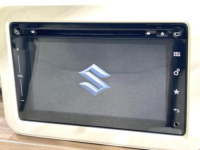 �y���[�J�[�����i�r�z�C���e���A�ɗn�����ރX�^�C���b�V���ȁu��p�݌v�v���[�J�[�i�r�𑕔��􎋔F���⑀�쐫�ȂǊ�{���\�ɂ��D��A���㎿�ȃJ�[���C�t�����y���݂��������܂��B