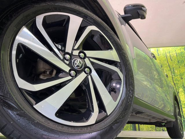 �y����17�C���`�A���~�z�C�[���z�O�ςɃ}�b�`���������A���~�z�C�[���𑕒����Ă���܂��B�e��ЊO�A���~�z�C�[����A�X�^�b�h���X�^�C�����戵�����Ă���܂��B���񂲑��k����������