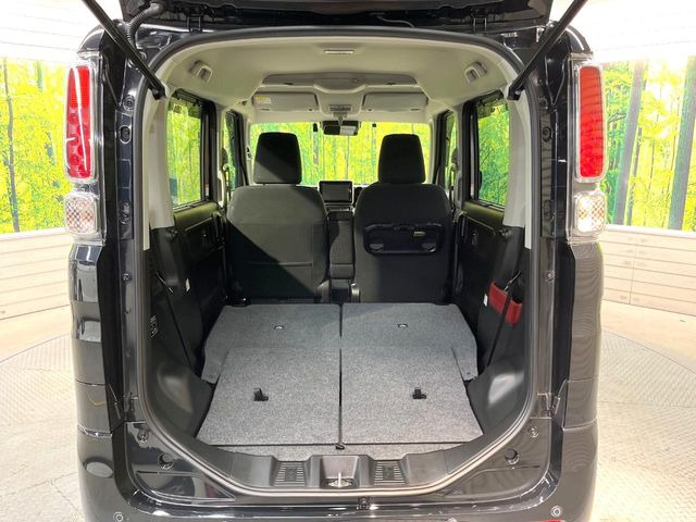 ���i�̂���������ʋ΁A���}���ɏ\���ȉ׎��X�y�[�X���m�ۂ��Ă���܂��B�Z�J���h�V�[�g��|���ƁA�傫�ȉו��̐ύڂ��\�ł���