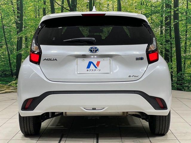 安心の最長10年・走行無制限保証(有償)をご用意。保証内容も充実はもちろん、無料点検&オイル交換や、年中無休の全国・24時間ロードサービスも付帯されておりますのでご安心下さい。