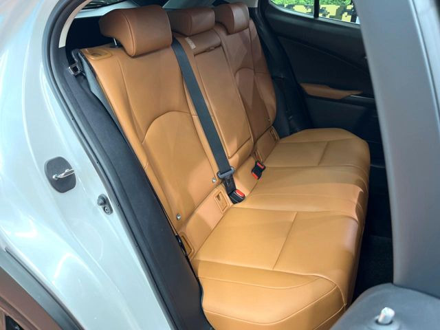 �L�X�Ƃ���2��ڃV�[�g�͋��Z���������A���S�n�����K!�F�B��Ƒ��Ƃ̂��o�����ɂ҂�����ł��B�x�r�[�V�[�g��`���C���h�V�[�g�g�p�������K�ɂ��߂�������������\���ȋ�Ԃ��m�ۂ��Ă��܂��B