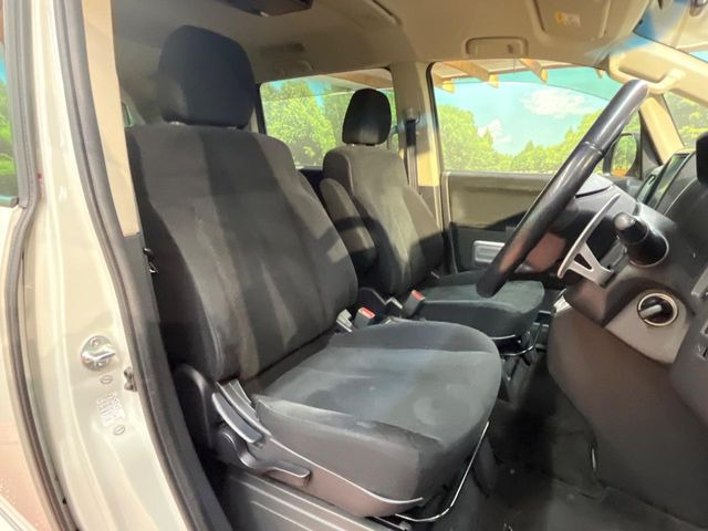 �^�]�ȃV�[�g���͎g�p�������Ȃ��A�ǍD�ȏ�ԂƂȂ��Ă��܂��B���J�Ɏg���Ă������Ƃ��悭�킩��܂��ˁB