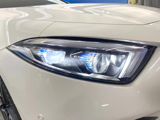 ��LED�w�b�h���C�g:��ԑ��s�����ǍD�Ȏ��E���m�ۂ����S���ĉ^�]�ł��鍂�P�xLED�w�b�h���C�g�𑕔�!�_�����x�������A����d�͂��}�����Ă��܂��B