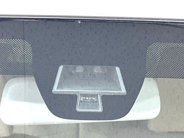 �y�X�Y�L �Z�[�t�e�B�T�|�[�g�z���s���ɑO���̎ԗ�����F�����A�Փ˂������Ȏ��͌x��ƃu���[�L�ŏՓˉ���Ɣ�Q�y�����A�V�X�g�B�����S�Ƀh���C�u�����y���݂��������܂��B