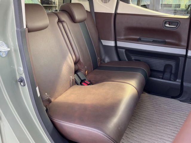 �L�X�Ƃ���2��ڃV�[�g�͋��Z���������A���S�n�����K!�F�B��Ƒ��Ƃ̂��o�����ɂ҂�����ł��B�x�r�[�V�[�g��`���C���h�V�[�g�g�p�������K�ɂ��߂�������������\���ȋ�Ԃ��m�ۂ��Ă��܂��B