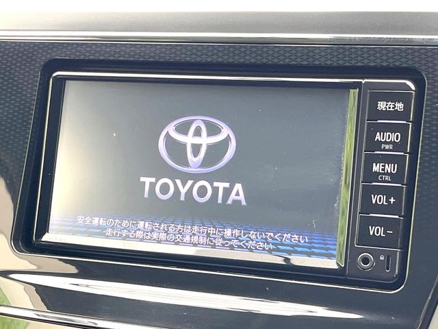 �y�����i�r�z�l�C�̏����i�r�𑕔����Ă���܂��B�i�r�̎g���₷���͂������A�I�[�f�B�I�@�\���[��!�L�����v�◷�s�͂������A�ʋ΂┃�����ȂǕ��i�̃h���C�u���y�����Ȃ�͂���