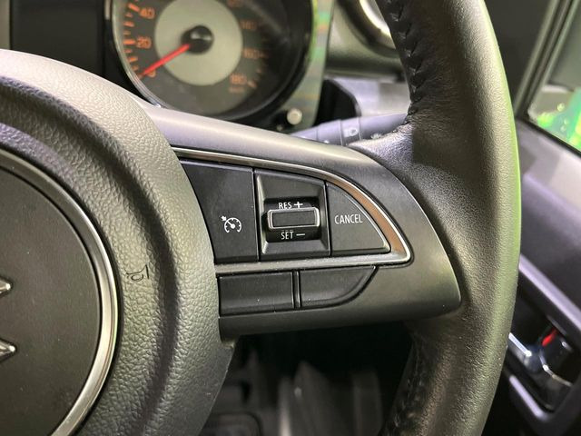 �y�N���[�Y�R���g���[���z�������H�����N���N���s�B�A�N�Z���𗣂��Ă���葬�x�ő��s���ł��A�������^�]���̕��S���y��!�����E�������ȒP�ȃX�C�b�`����Œ����ł��܂��B