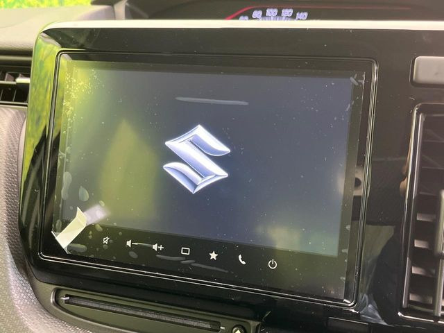 �y���[�J�[�����i�r�z�C���e���A�ɗn�����ރX�^�C���b�V���ȁu��p�݌v�v���[�J�[�i�r�𑕔��􎋔F���⑀�쐫�ȂǊ�{���\�ɂ��D��A���㎿�ȃJ�[���C�t�����y���݂��������܂��B