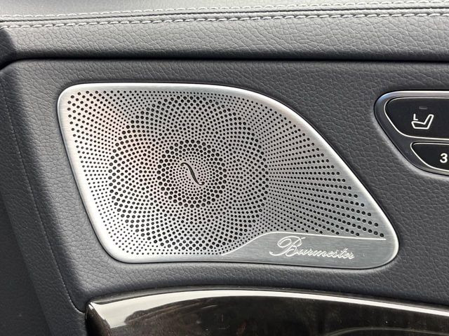 ��Burmester�T���E���h�V�X�e��:�n�C�G���h�I�[�f�B�I��僁�[�J�[����|����Ԑ�p�̃v���~�A���X�s�[�J�[�𑕔��B�����̃X�s�[�J�[����A���̗������܂ŕ����鍂�i���ȉ��y�����y���݂��������܂��B